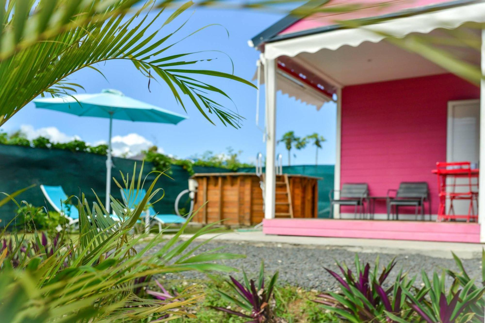 Les Jardins De Chantilly -Bungalows 4 Etoiles Avec Jardins Et Piscines Privees Baie-Mahault Room photo